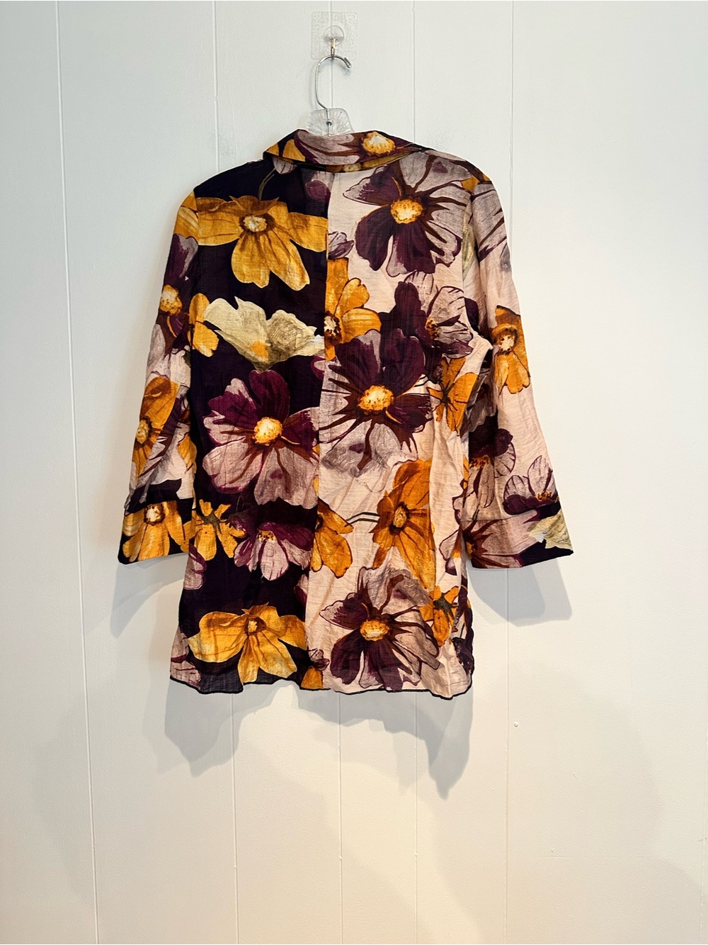 NWT Radzoli Floral Button Front Blouse Women’s Large Sheer 3/4 Sleeve - Picture 8 of 9